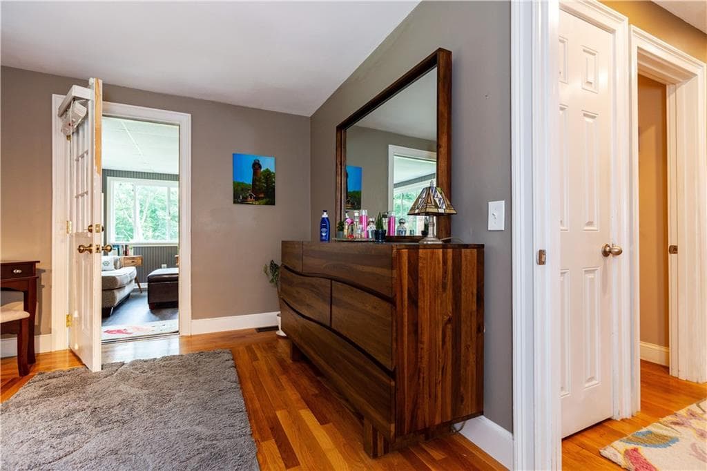 Single Family Residence at 315 Crompton Road, East Greenwich, photo 21 of 41