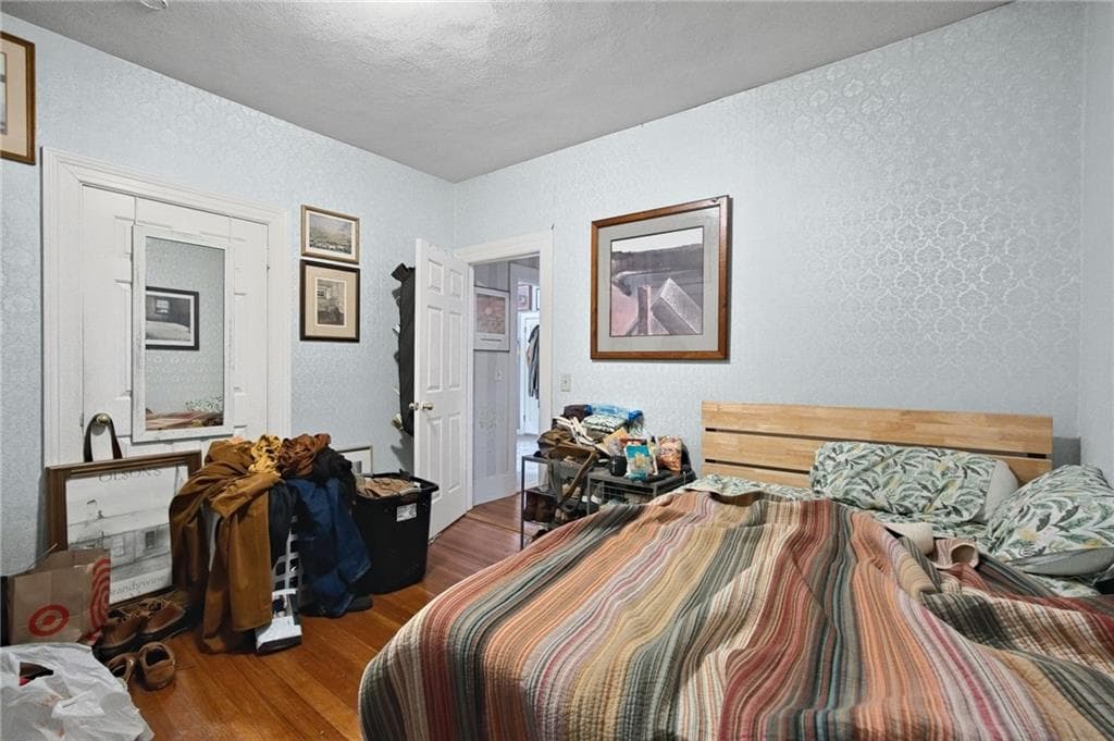 574 Smith Street photo 24