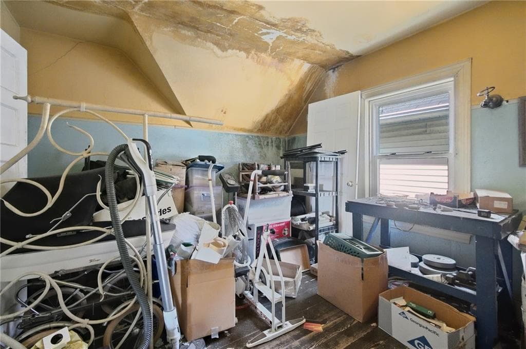 574 Smith Street photo 33