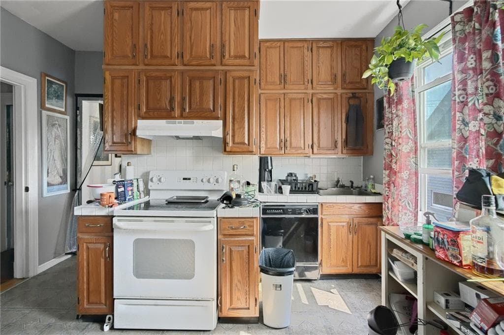574 Smith Street photo 15