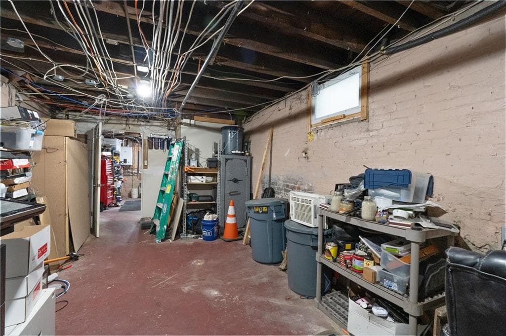 574 Smith Street photo 44