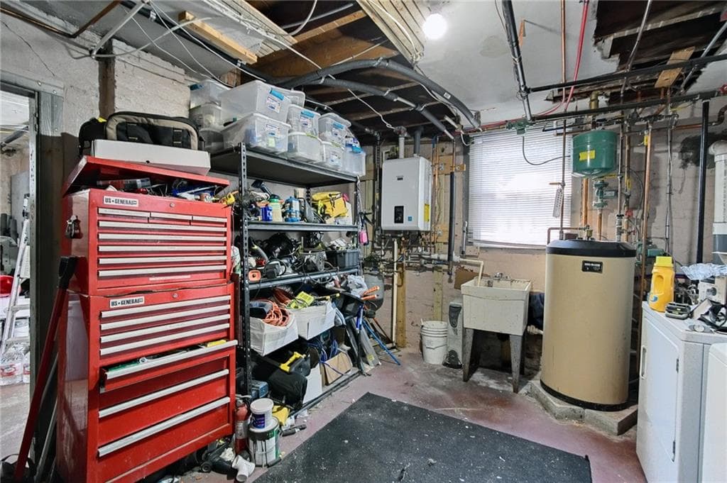 574 Smith Street photo 40