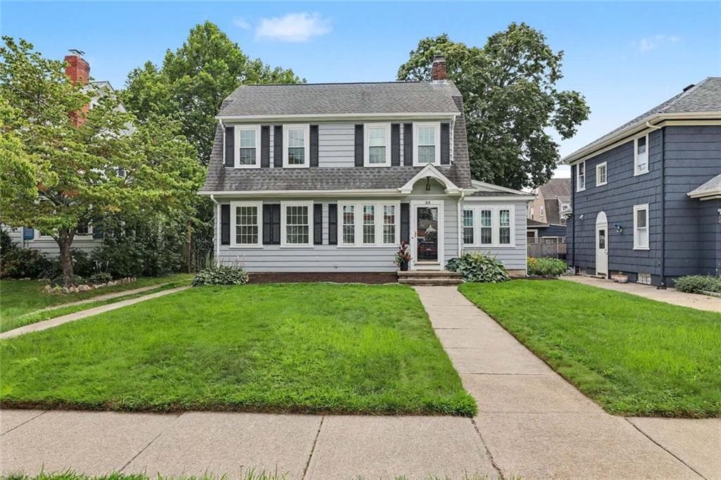 84 Glen Avenue