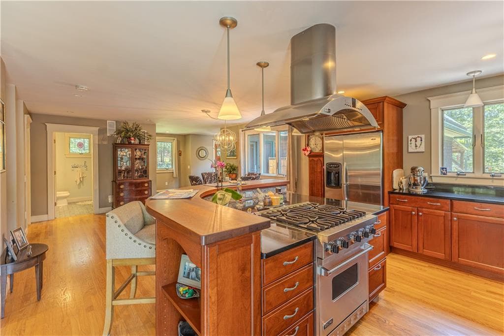 127 Preservation Way photo 3