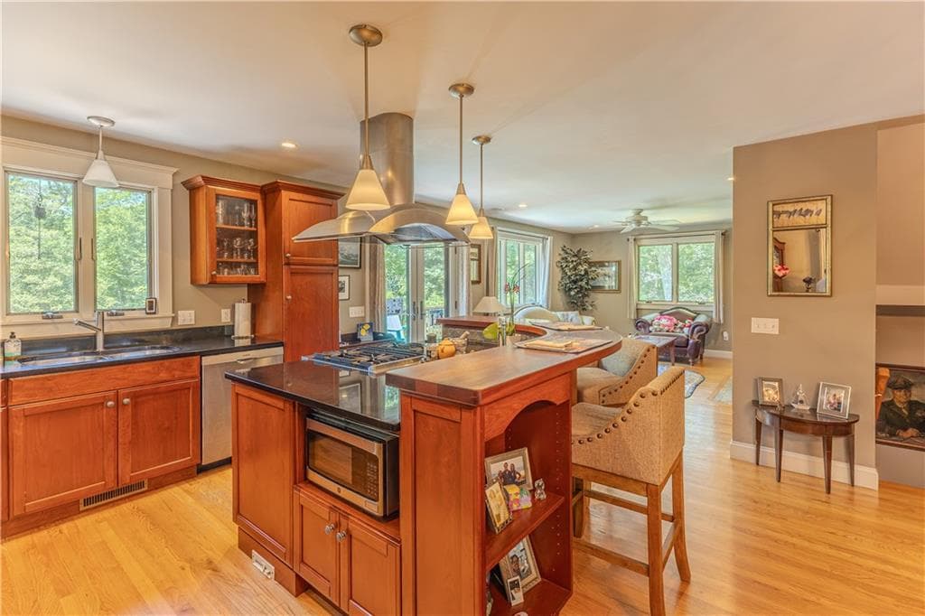 127 Preservation Way photo 4
