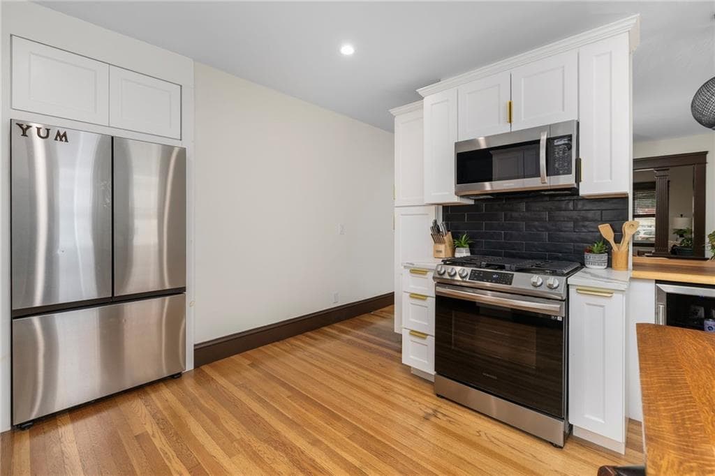 76 Myrtle Avenue photo 17