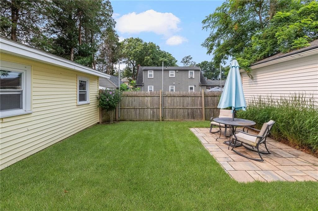 76 Myrtle Avenue photo 30
