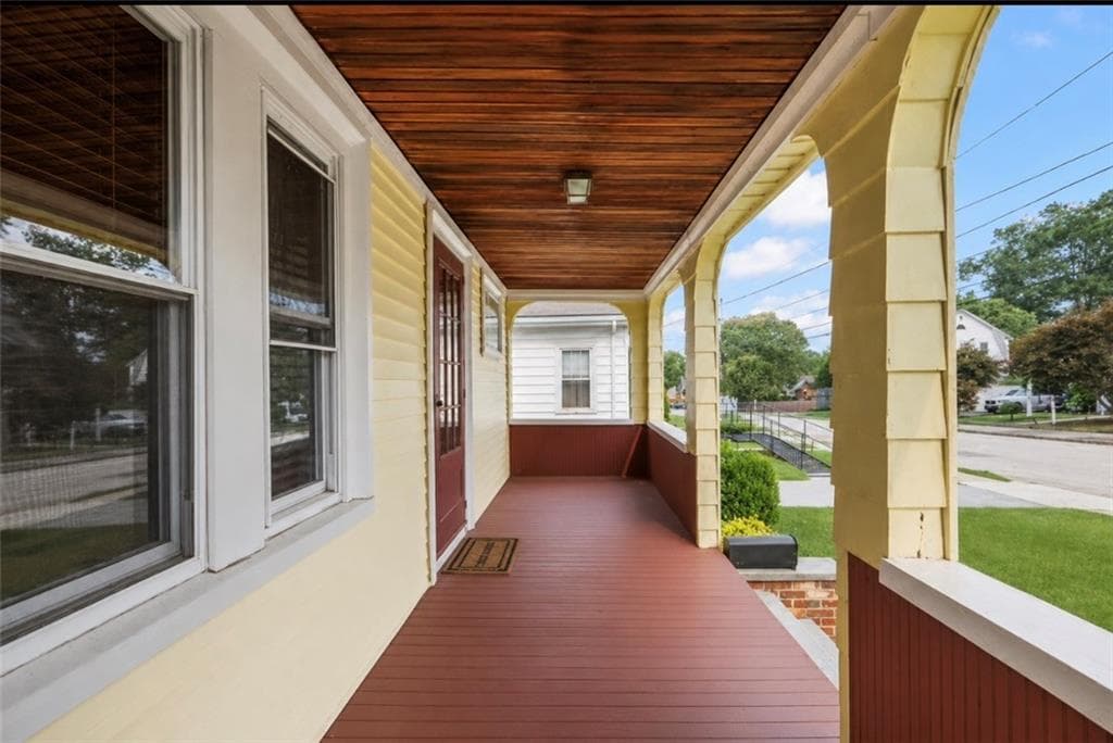 76 Myrtle Avenue photo 4