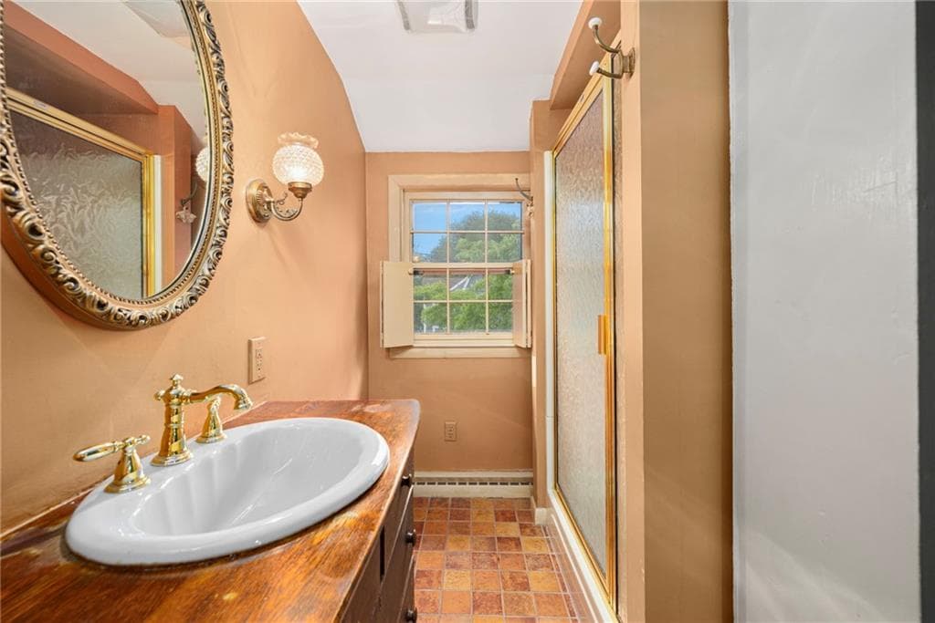 11 Coombs Street photo 30