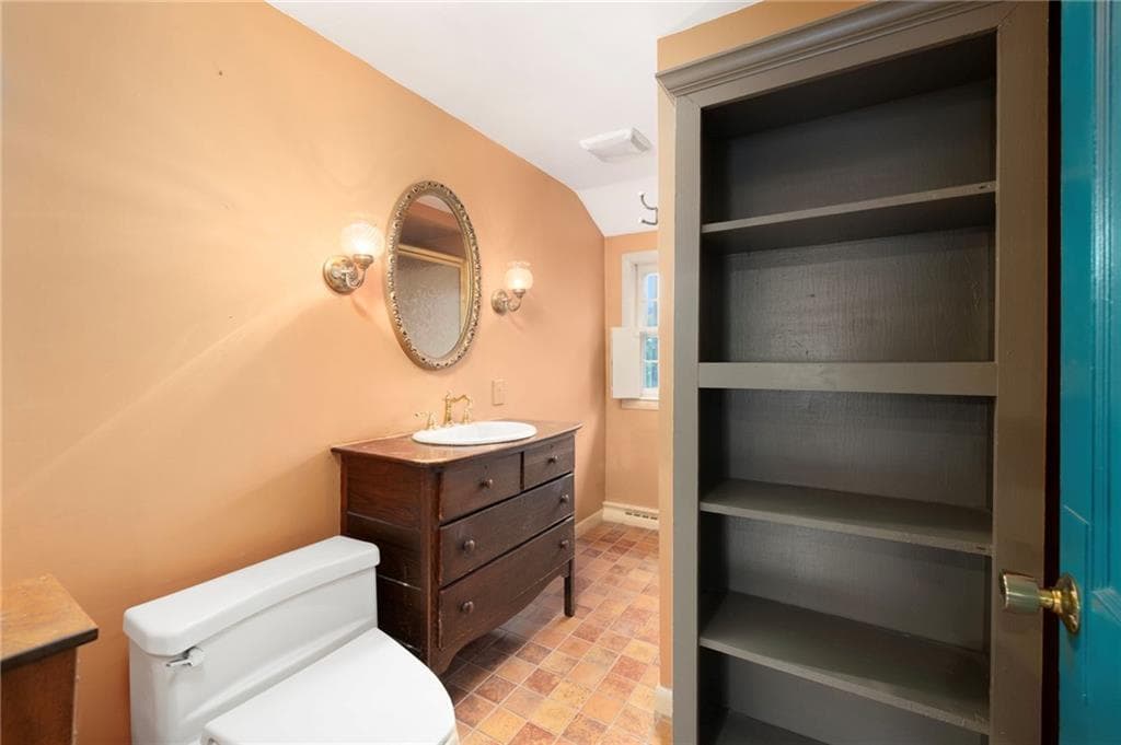 11 Coombs Street photo 29