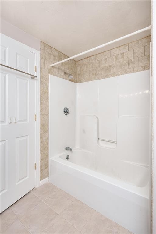 Condominium at 572 Smithfield Road UNIT 16, North Providence, photo 26 of 44