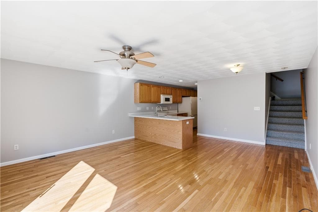 Condominium at 572 Smithfield Road UNIT 16, North Providence, photo 10 of 44