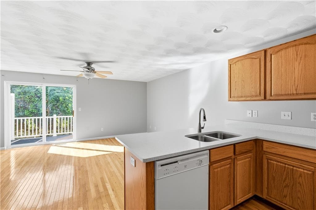 Condominium at 572 Smithfield Road UNIT 16, North Providence, photo 15 of 44