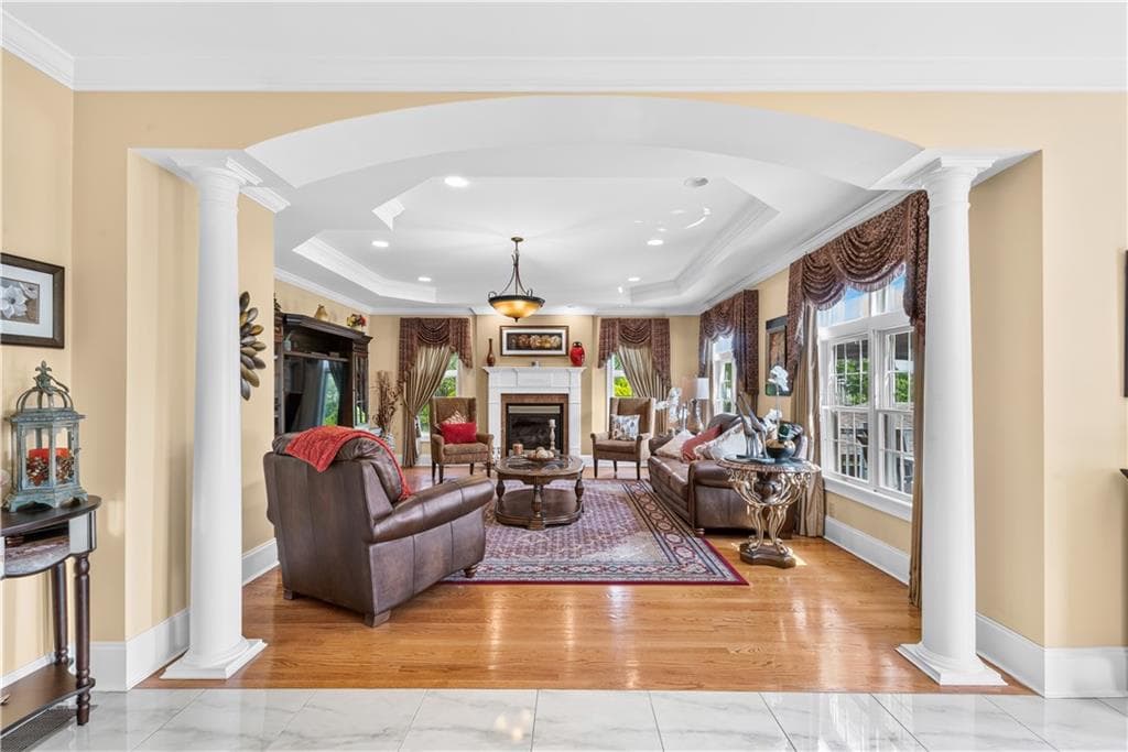 385 Scott Road photo 12