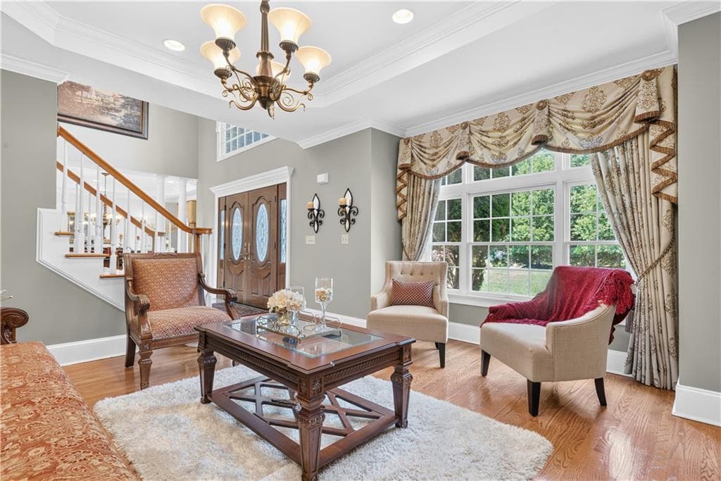 385 Scott Road photo 8