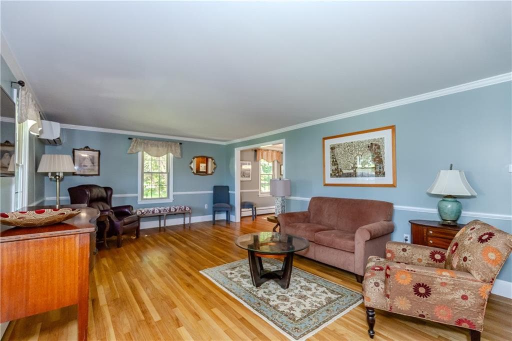 10 Circle Drive photo 5