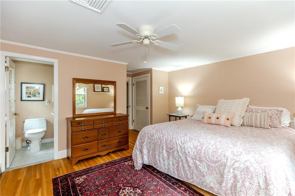 10 Circle Drive photo 33