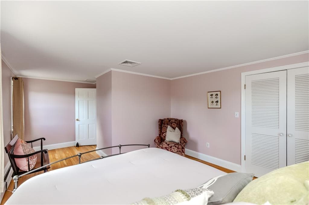 10 Circle Drive photo 37