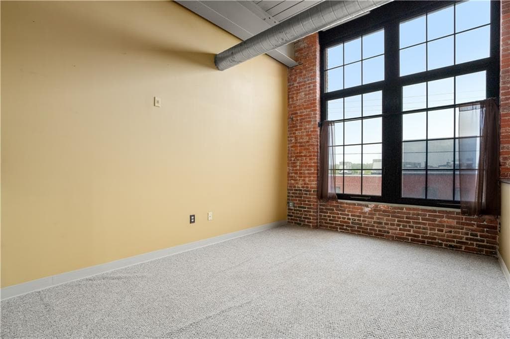 685 Social Street UNIT 204 photo 7