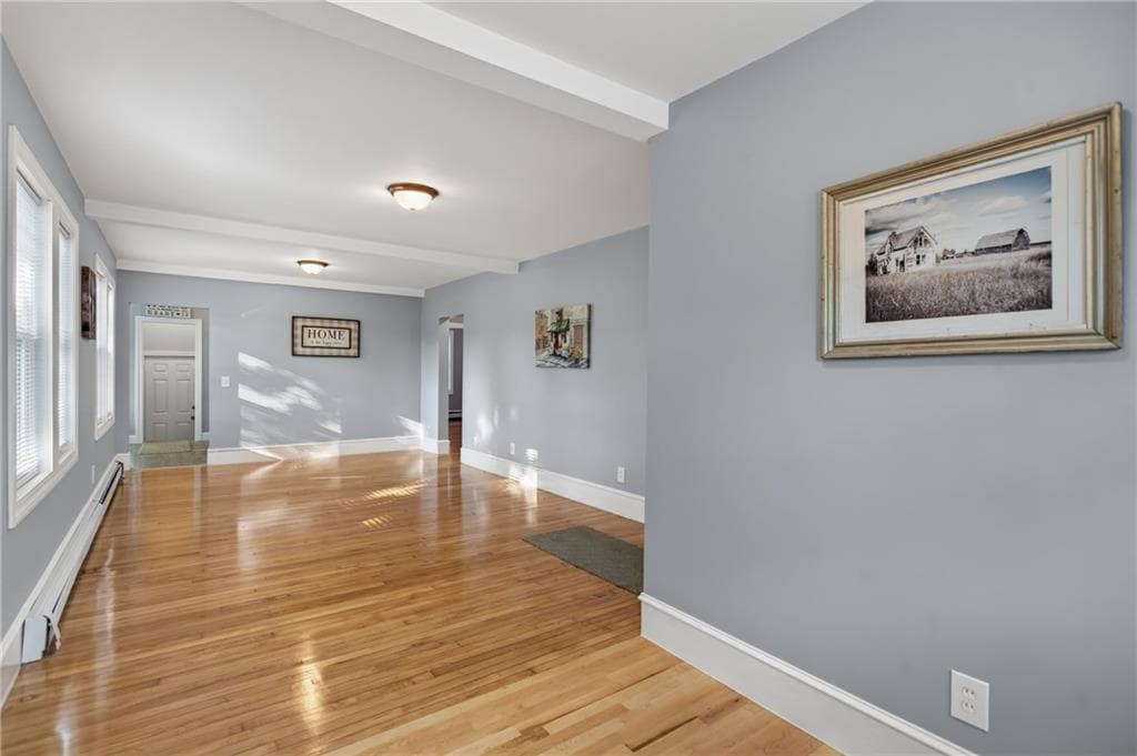37 Lincoln Avenue photo 12