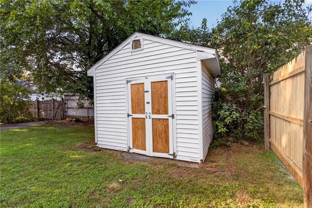 37 Lincoln Avenue photo 49