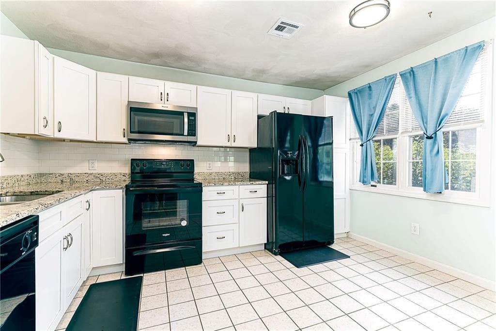 Condominium at 86 Trellis Drive UNIT 86, West Warwick, photo 9 of 42