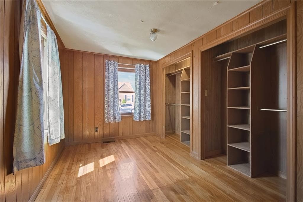 243 Rice Street photo 17