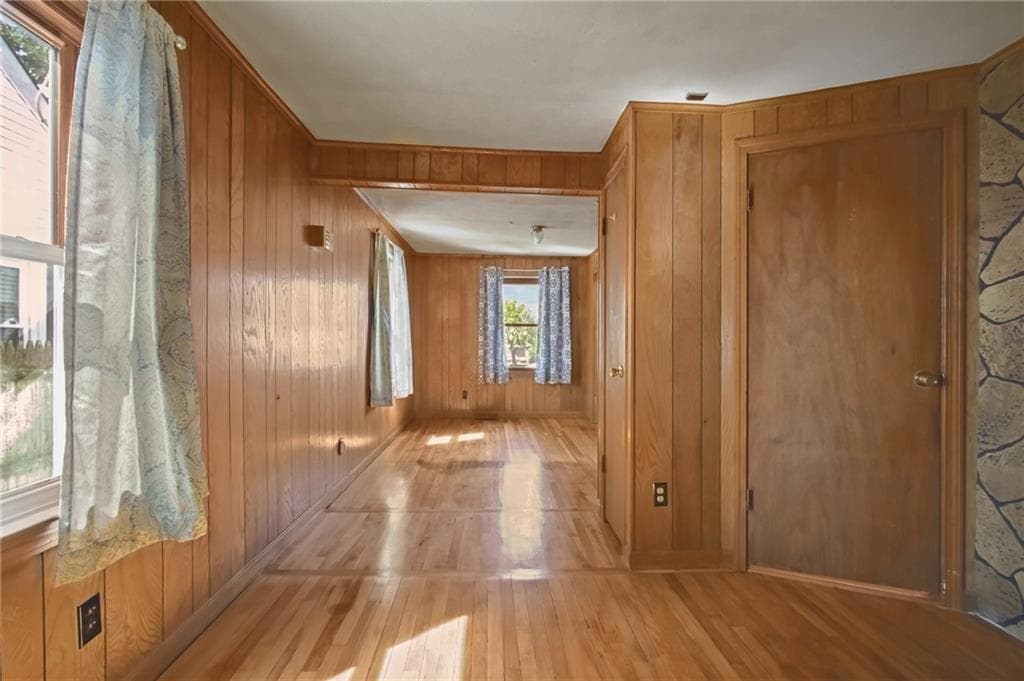 243 Rice Street photo 18