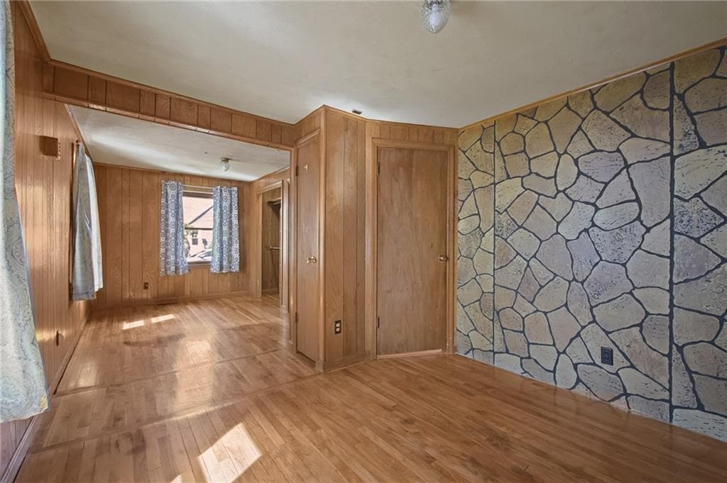 243 Rice Street photo 19