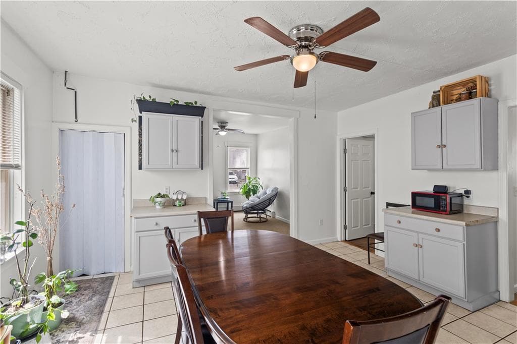 551 Pond Street photo 9