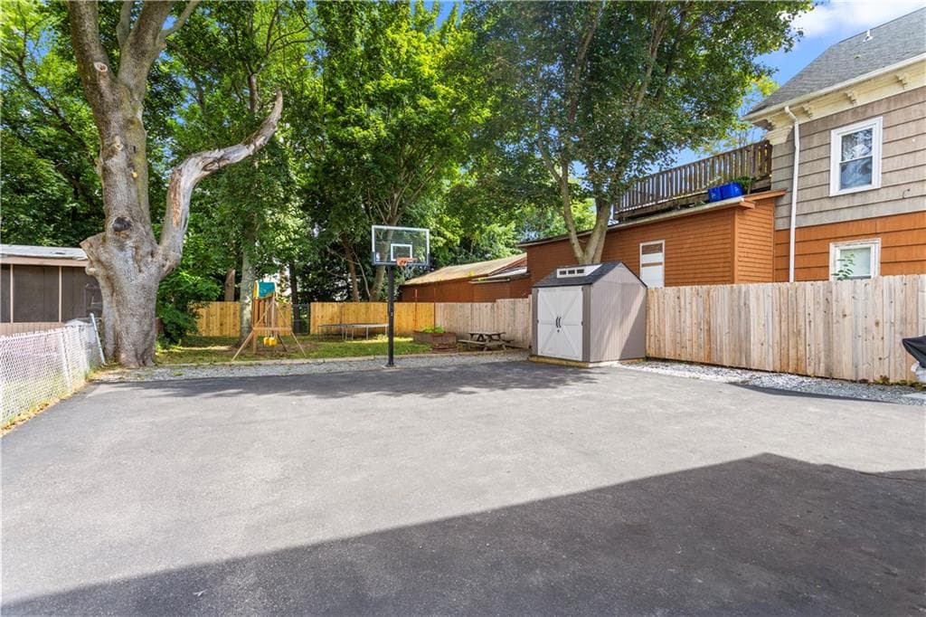 551 Pond Street photo 35