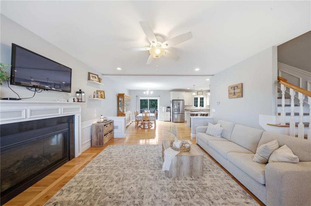 Single Family Residence at 75 Crystal View Drive, Burrillville, photo 7 of 50