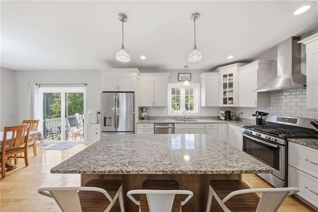 Single Family Residence at 75 Crystal View Drive, Burrillville, photo 15 of 50