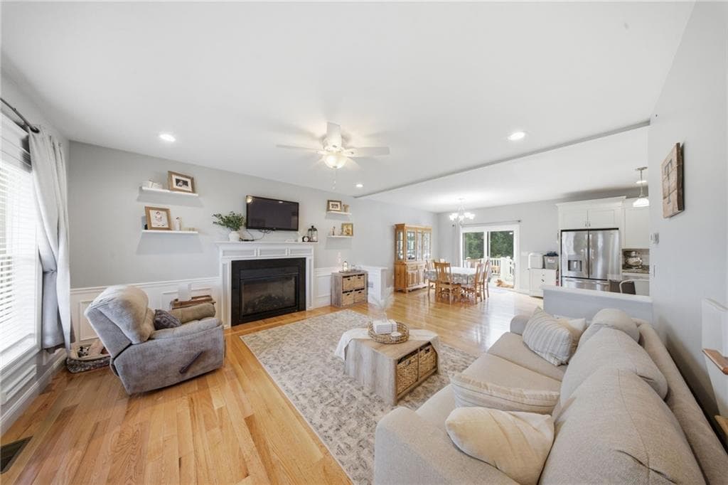 Single Family Residence at 75 Crystal View Drive, Burrillville, photo 8 of 50