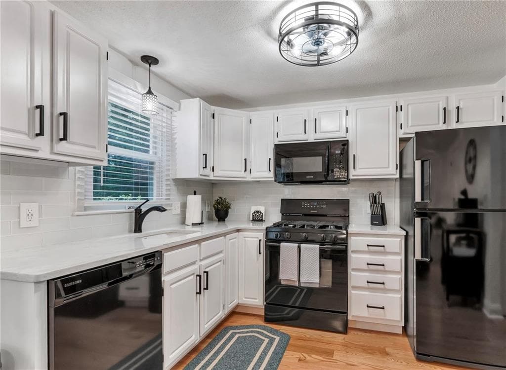 154 Bear Hill Road UNIT 1602 photo 10