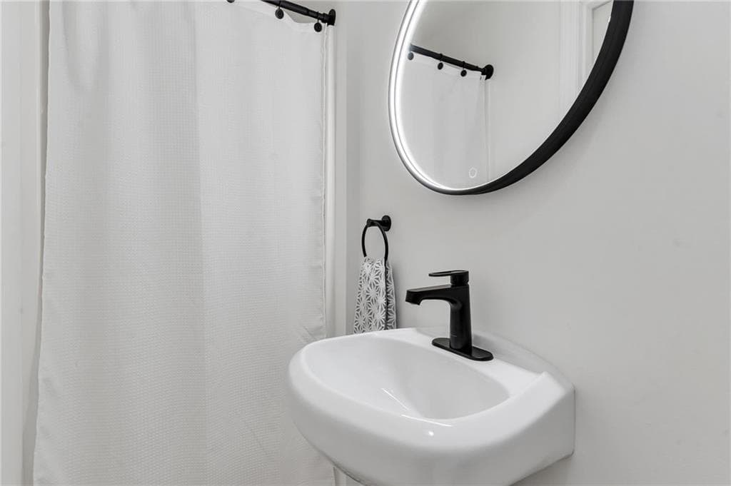 154 Bear Hill Road UNIT 1602 photo 14