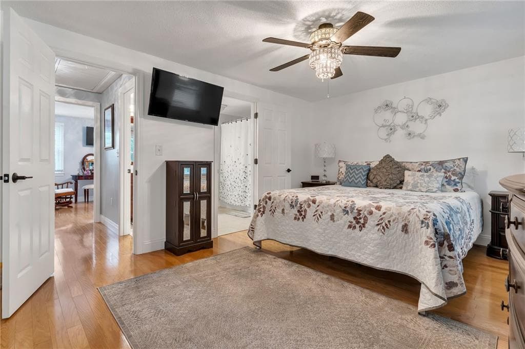 154 Bear Hill Road UNIT 1602 photo 18