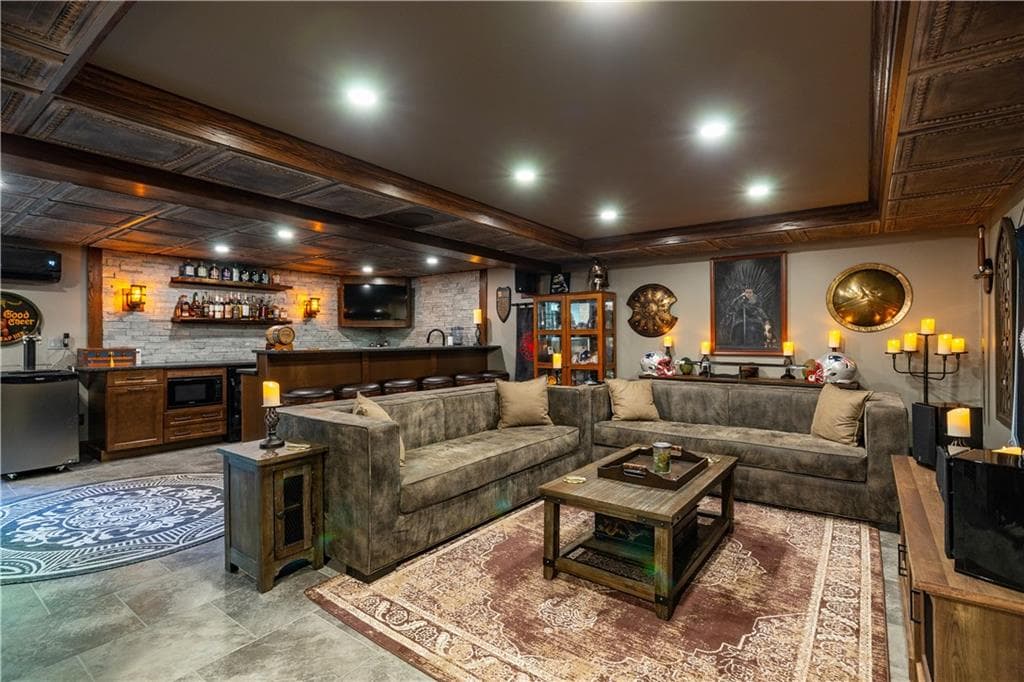 5 Hilton Drive photo 28