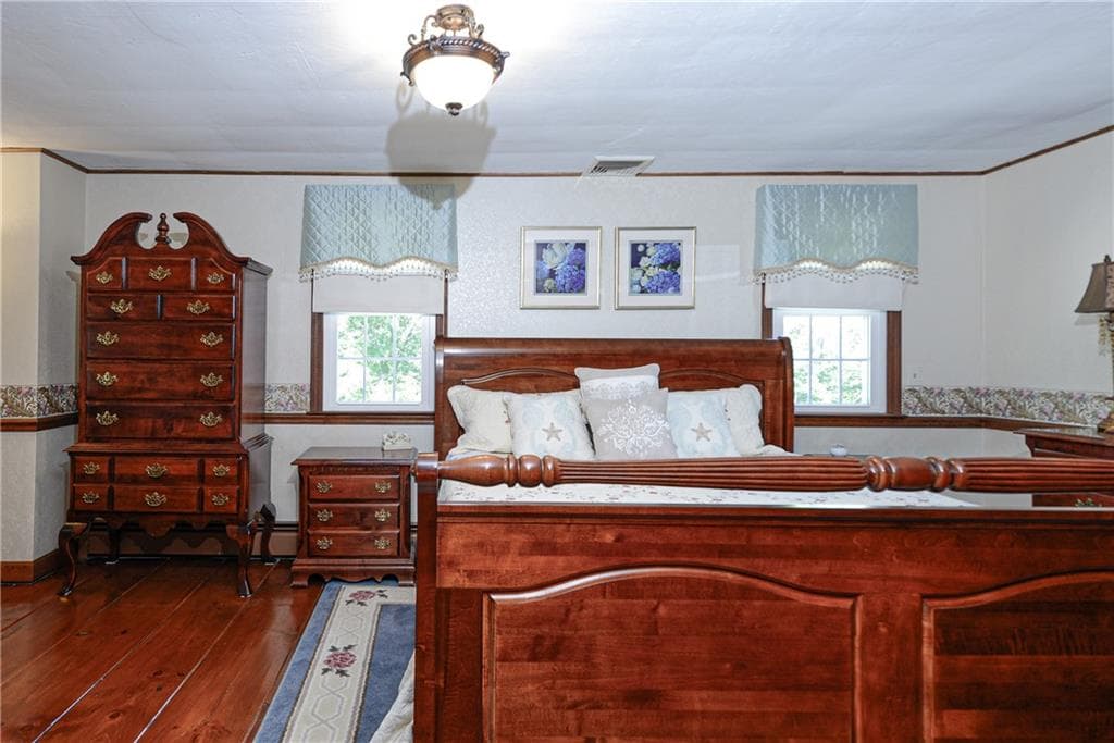 Single Family Residence at 132 Sheffield Hill Road, Exeter, photo 17 of 28