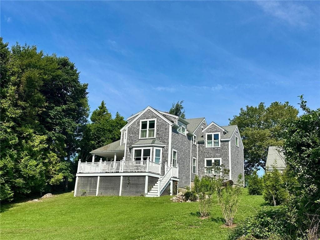 1207 West Side Road