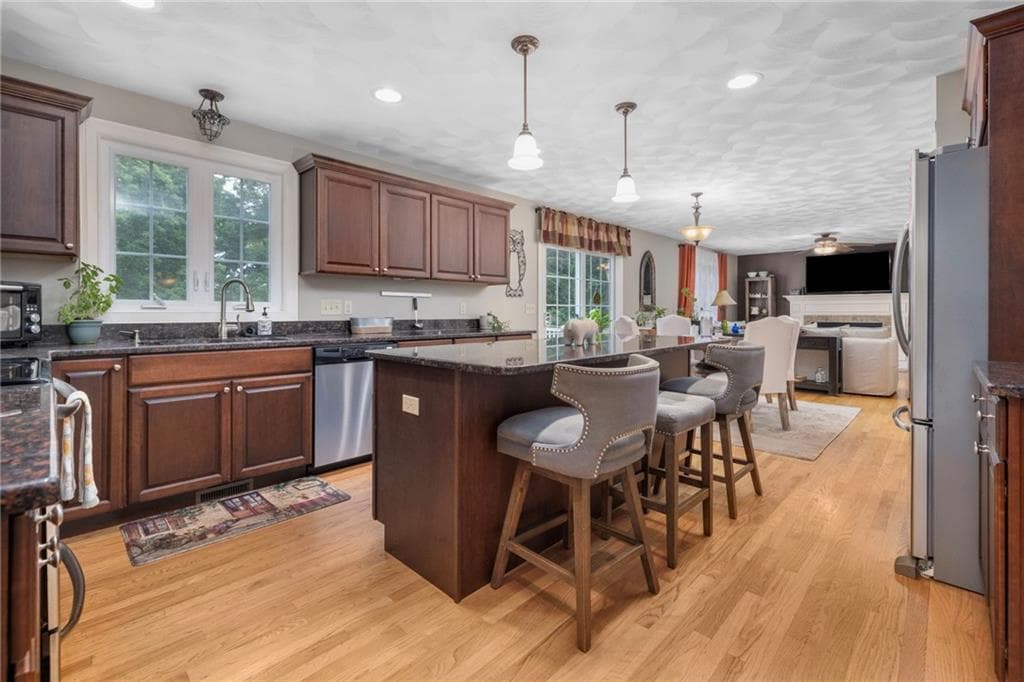 321 River Road photo 6