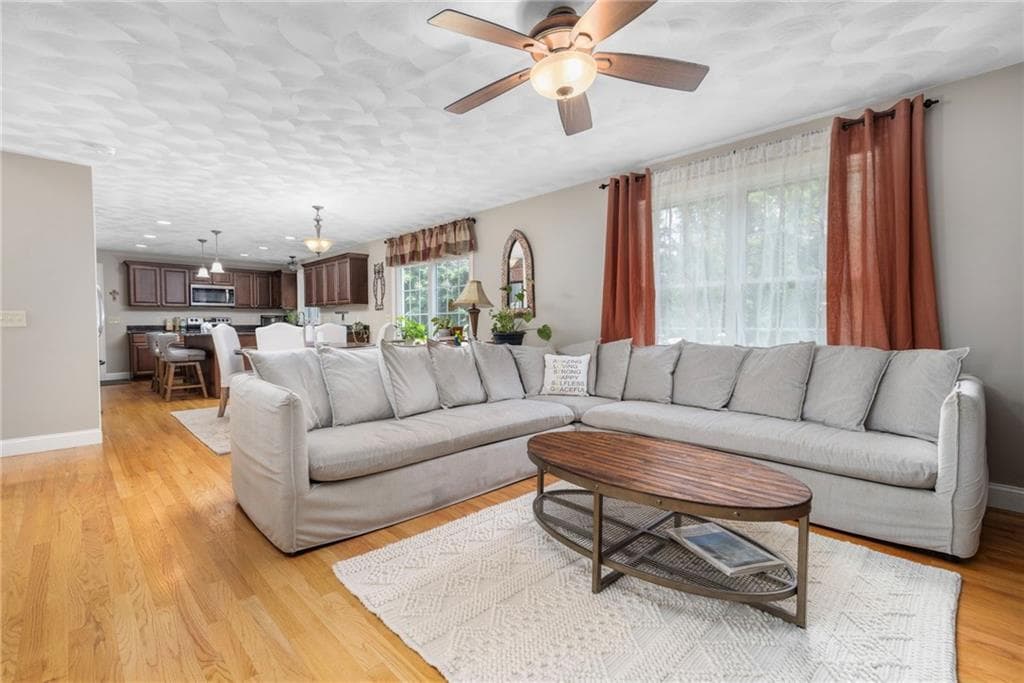 321 River Road photo 12