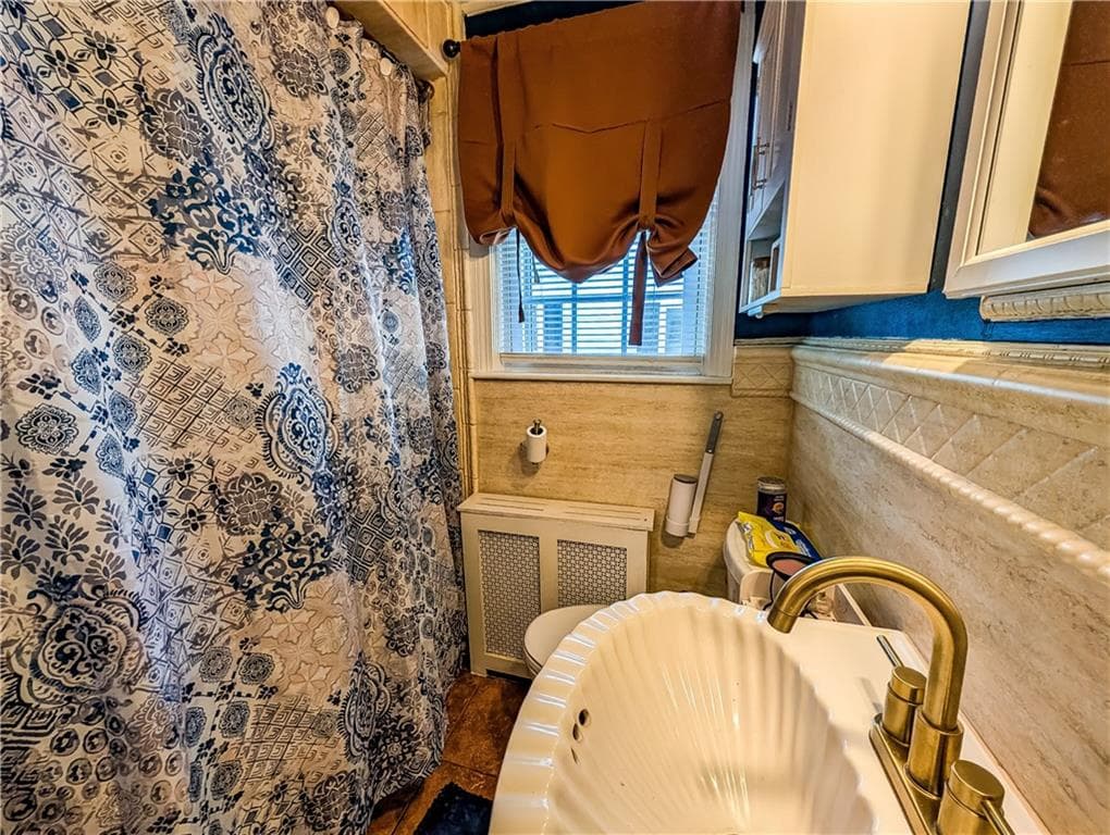 115 Davis Avenue photo 22