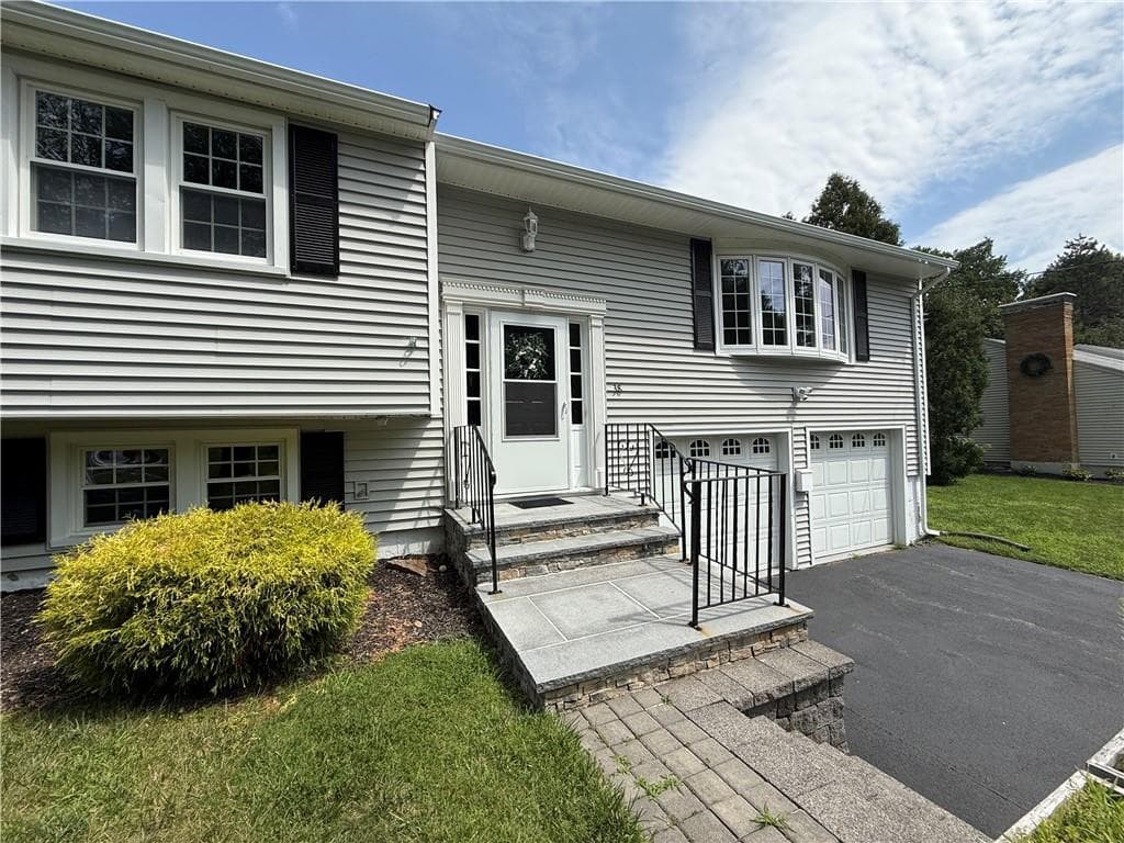 38 Juniper Lane photo 3