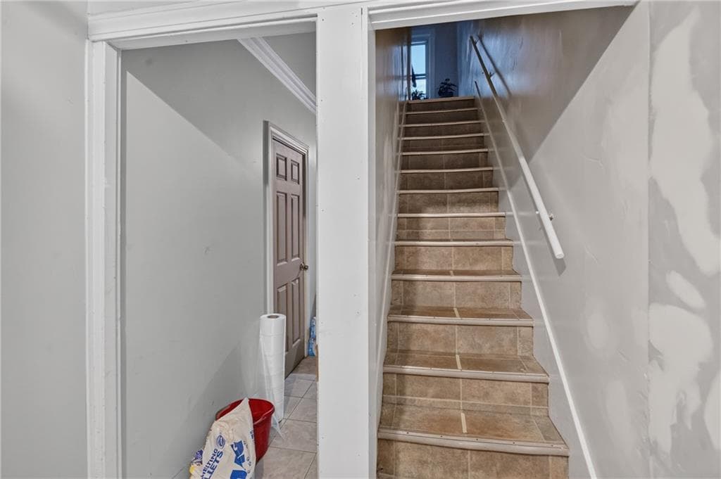 32 Almy Street photo 33