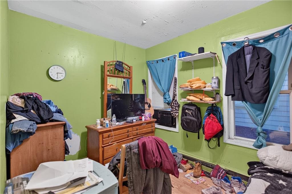 32 Almy Street photo 19
