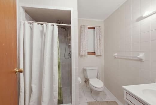 110 Barrett Avenue photo 26