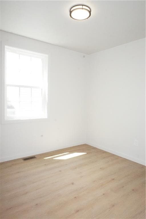 13 Benton Street photo 14