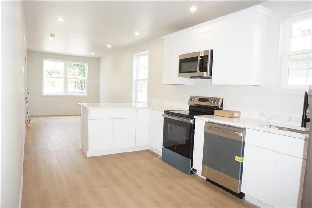 13 Benton Street photo 8