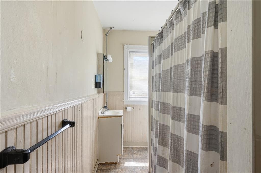 200 Admiral Street photo 5